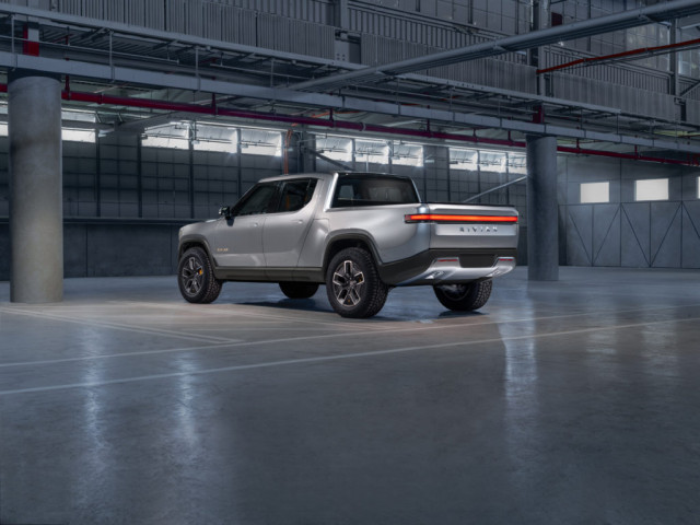 Rivian R1T electric pickup concept