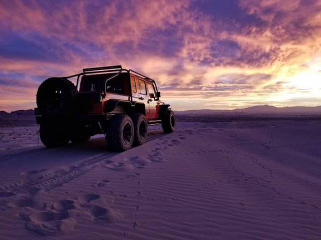 Jeep Wrangler 6x6 with Hellcat V-8 by Exotic Custom Motorsports