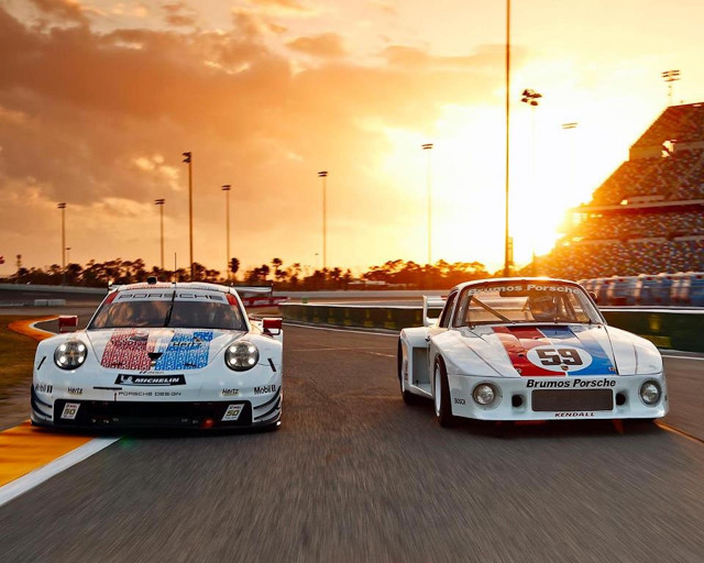 Porsche 911 RSR Brumos racing livery for 2019 Rolex 24 at Daytona