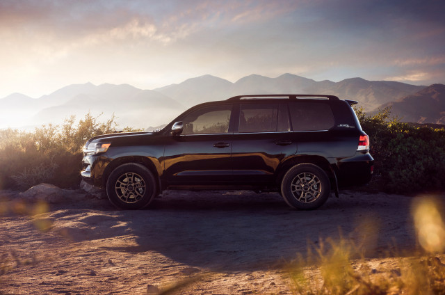 2020 Toyota Land Cruiser Heritage Edition