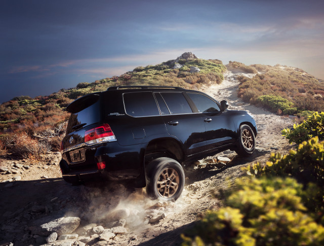2020 Toyota Land Cruiser Heritage Edition