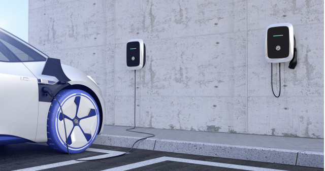 Volkswagen charging at VW Elli charging station