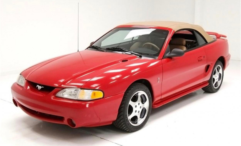 1994 Ford Mustang