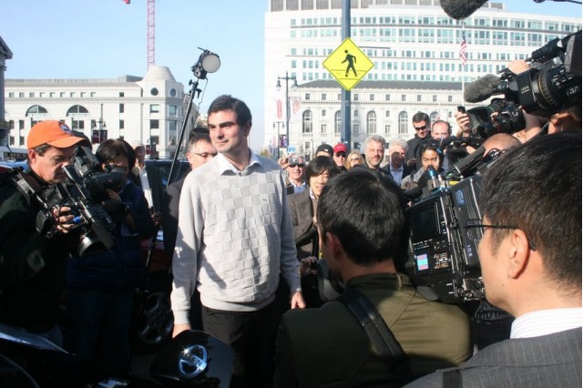 First 2011 Nissan Leaf delivered to buyer, San Francisco, Dec 2010, photo by Eugene Lee First 2011 Nissan Leaf delivered to buyer, San Francisco, Dec 2010, photo by Eugene Lee