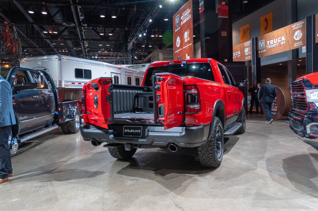 2019 Ram 1500 Multifunction Tailgate, 2019 Chicago Auto Show
