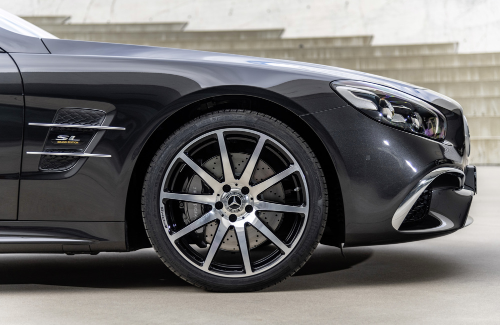 2020 Mercedes-Benz SL Grand Edition