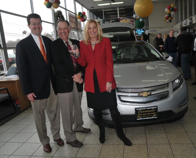 First 2011 Chevrolet Volt delivered to retail buyer Jeffrey Kaffee, in Denville, NJ, December 2010 First 2011 Chevrolet Volt delivered to retail buyer Jeffrey Kaffee, in Denville, NJ, December 2010