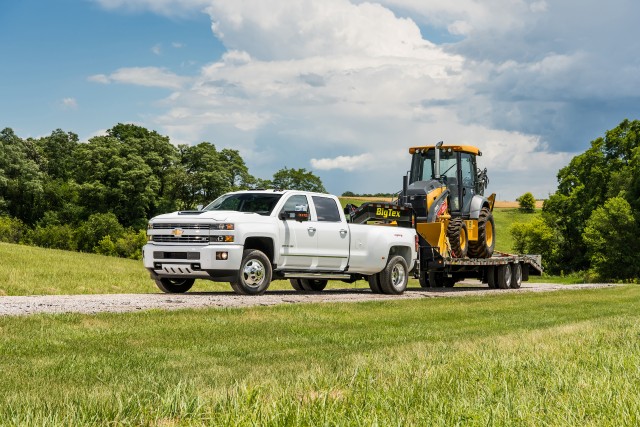 Chevrolet Silverado Heavy duty drive with John Deere, Jessica Walker, courtesy of Chevrolet