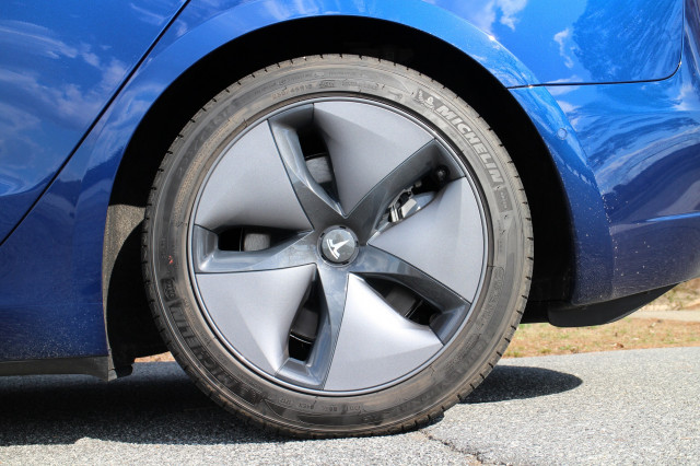 2018 Tesla Model 3 Long Range electric car, road test in greater Atlanta area, Feb 2018