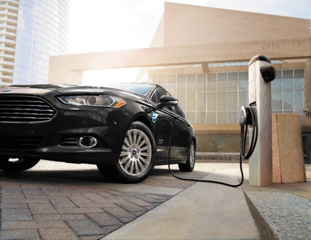 Ford Fusion Energi charging.