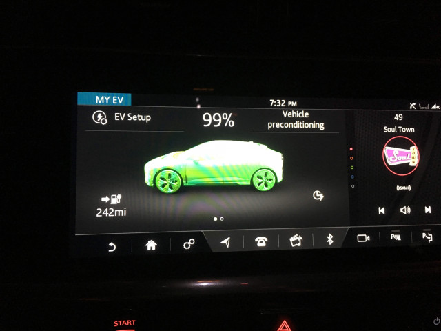 Jaguar I-Pace start of road trip