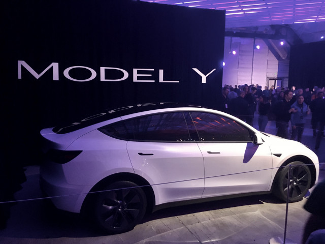 Tesla Model Y - introduction, Hawthorne CA, March 2019 Tesla Model Y - introduction, Hawthorne CA, March 2019