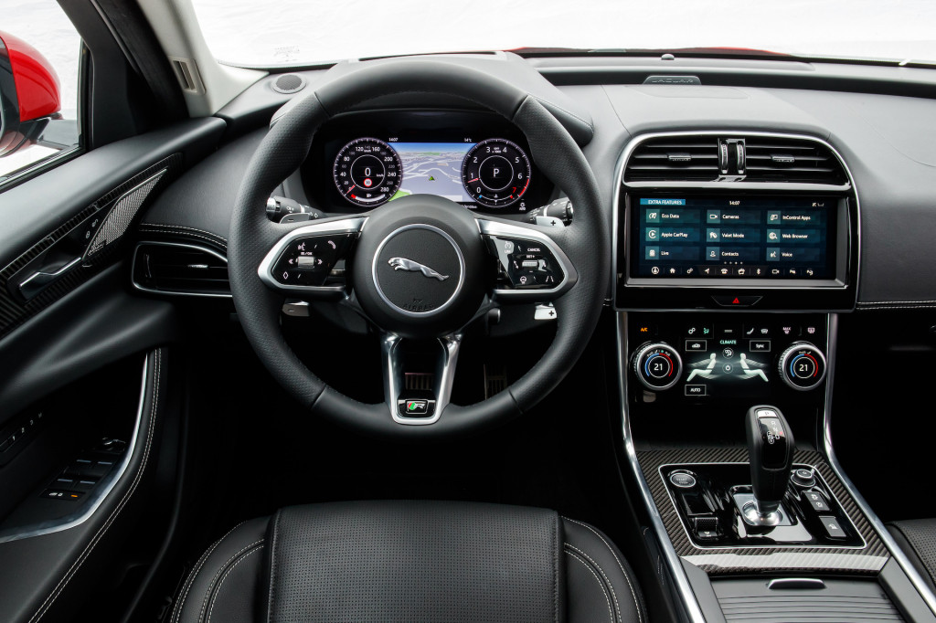 2020 Jaguar XE