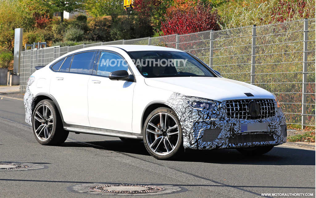 2020 Mercedes-AMG GLC63 Coupe facelift spy shots - Image via S. Baldauf/SB-Medien 2020 Mercedes-AMG GLC63 Coupe facelift spy shots - Image via S. Baldauf/SB-Medien