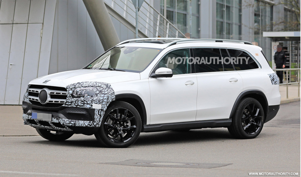 2020 Mercedes-Benz GLS spy shots - Image via S. Baldauf/SB-Medien 2020 Mercedes-Benz GLS spy shots - Image via S. Baldauf/SB-Medien