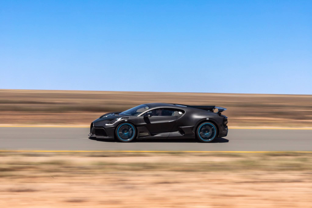 Bugatti Divo hot-weather testing
