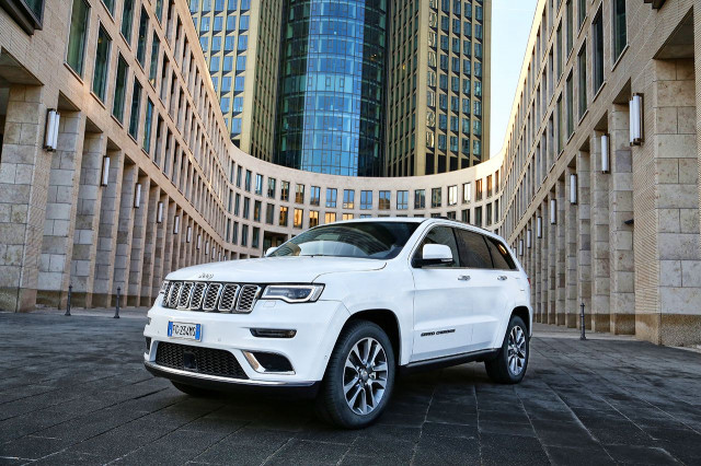 Jeep Grand Cherokee Summit in Europe