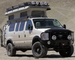 Off-Road Camper Wars! Ford 4×4 Sportsmobile vs Pace Arrow RV – Dirt Every Day Ep. 18