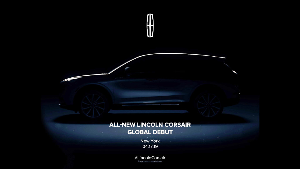 Teaser for 2020 Lincoln Corsair debuting at 2019 New York auto show Teaser for 2020 Lincoln Corsair debuting at 2019 New York auto show