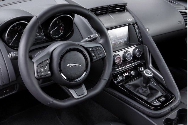 2016 Jaguar F-Type S V-6 manual