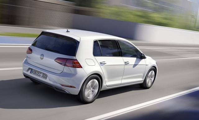 2017 Volkswagen e-Golf
