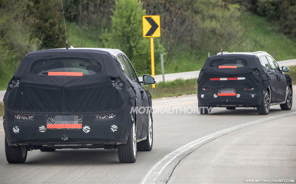 2021 Chevrolet Bolt EV-based crossover spy shots - Image via S. Baldauf/SB-Medien