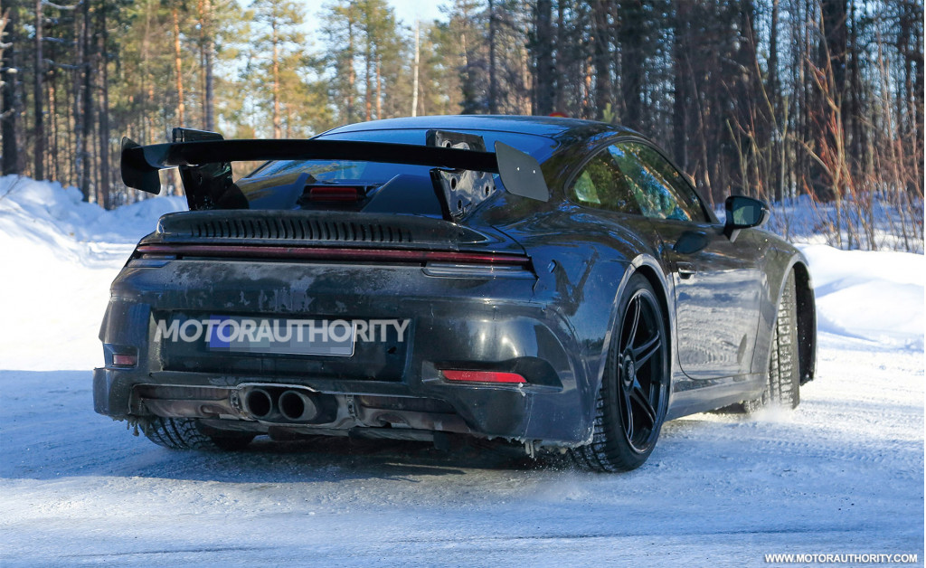 2021 Porsche 911 GT3 spy shots - Image via S. Baldauf/SB-Medien 2021 Porsche 911 GT3 spy shots - Image via S. Baldauf/SB-Medien