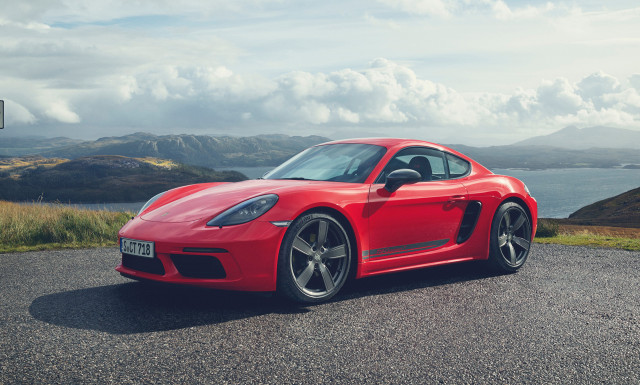 2019 Porsche 718 Cayman T