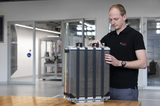 Powercell (Bosch) fuel-cell stack