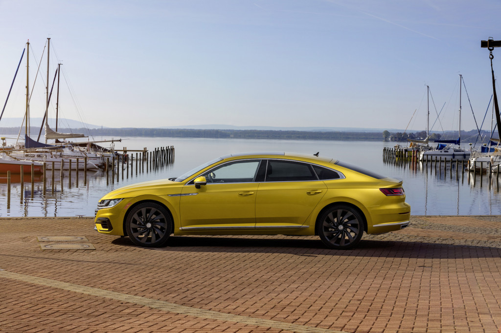 2019 Volkswagen Arteon R-Line package