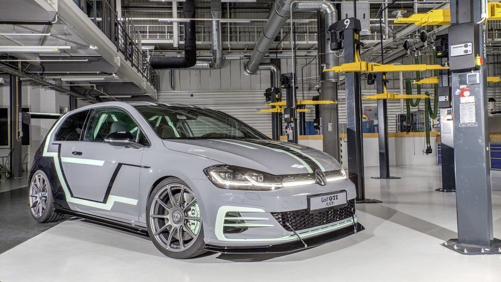 Volkswagen Golf GTI Aurora concept