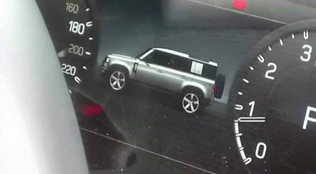 Land Rover Defender design shown in instrument cluster - Image via landroverphotoalbum/Instagram