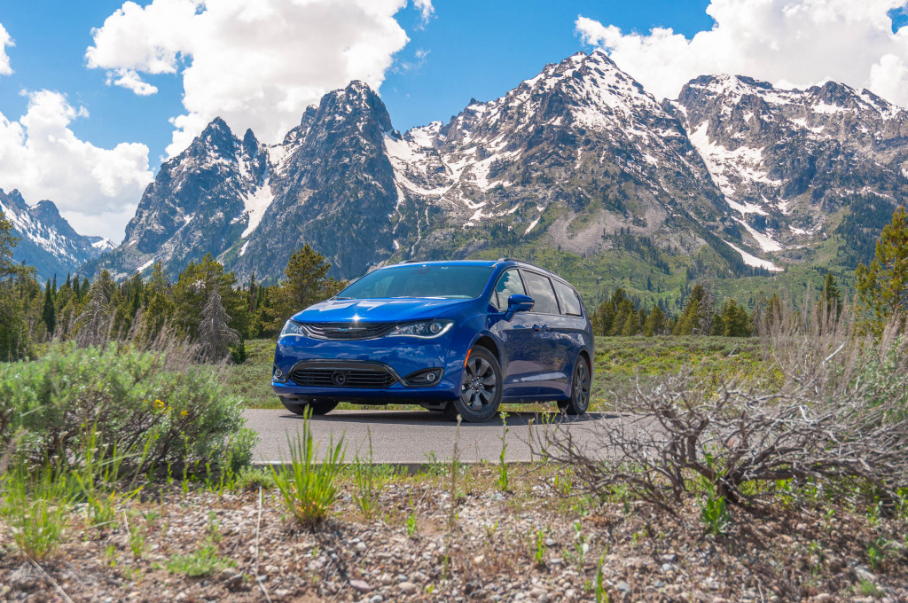 2019 Chrysler Pacifica Hybrid 2019 Chrysler Pacifica Hybrid