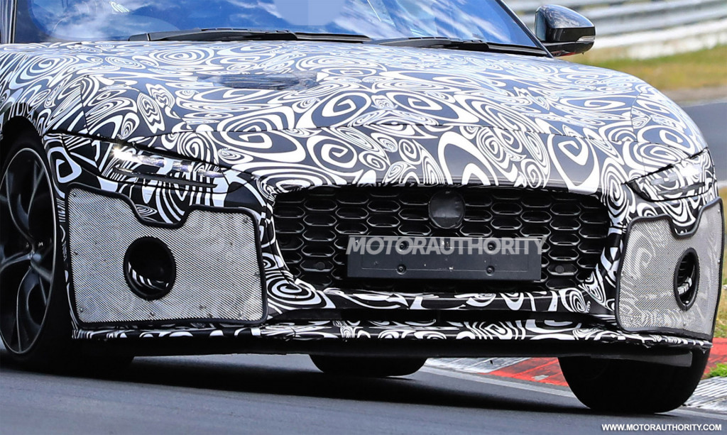 2021 Jaguar F-Type Convertible spy shots - Image via S. Baldauf/SB-Medien