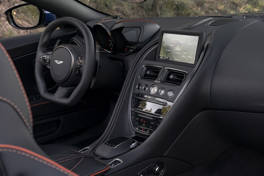 2020 Aston Martin DBS Superleggera Volante