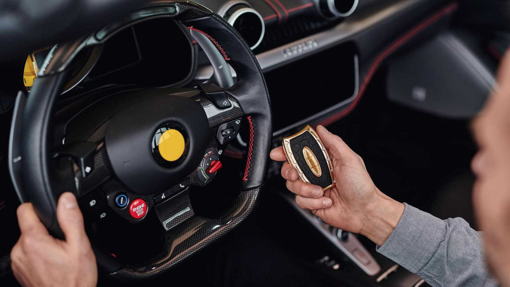 Awain Phantom luxury car key