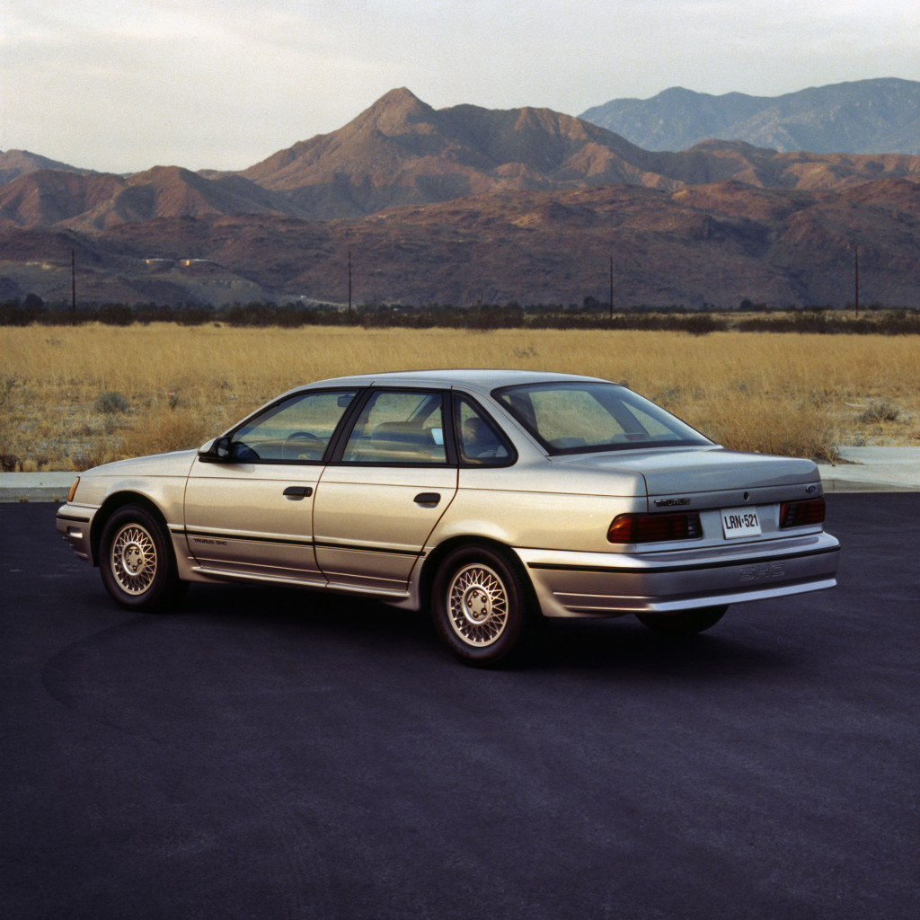 1989 Ford Taurus SHO