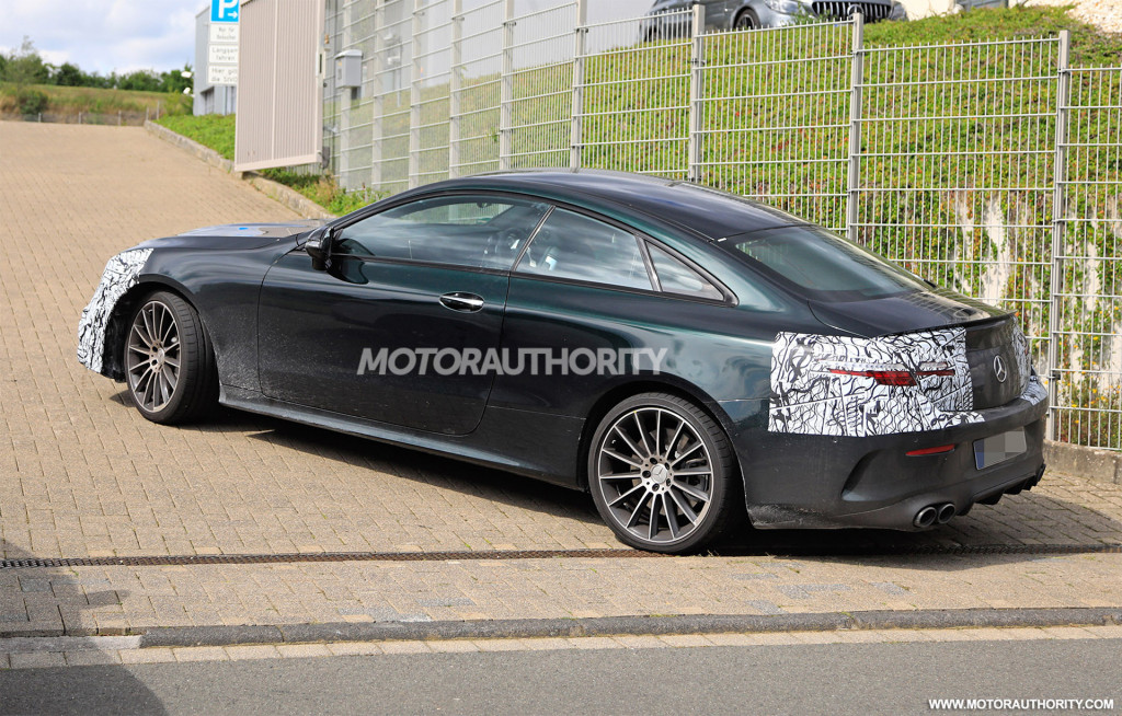 2021 Mercedes-AMG E53 Coupe facelift spy shots - Photo credit: S. Baldauf/SB-Medien 2021 Mercedes-AMG E53 Coupe facelift spy shots - Photo credit: S. Baldauf/SB-Medien