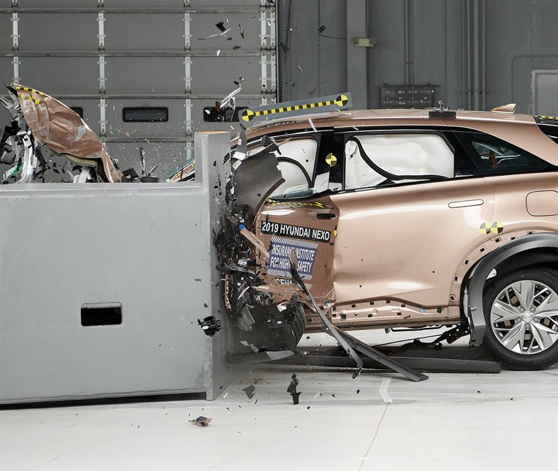 Hyundai Nexo crash test