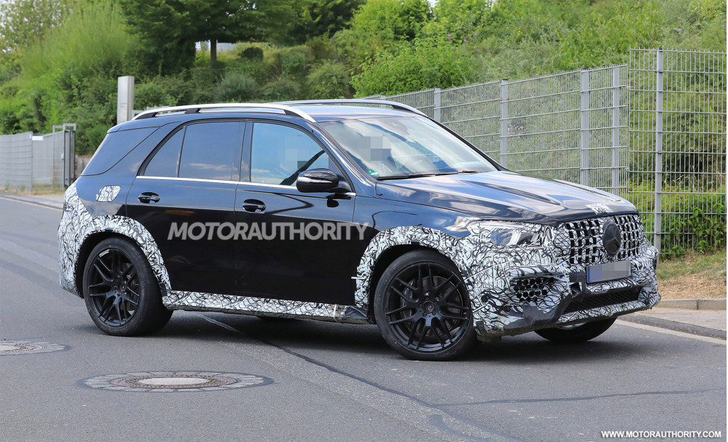 2021 Mercedes-AMG GLE63 spy shots - Photo credit: S. Baldauf/SB-Medien 2021 Mercedes-AMG GLE63 spy shots - Photo credit: S. Baldauf/SB-Medien