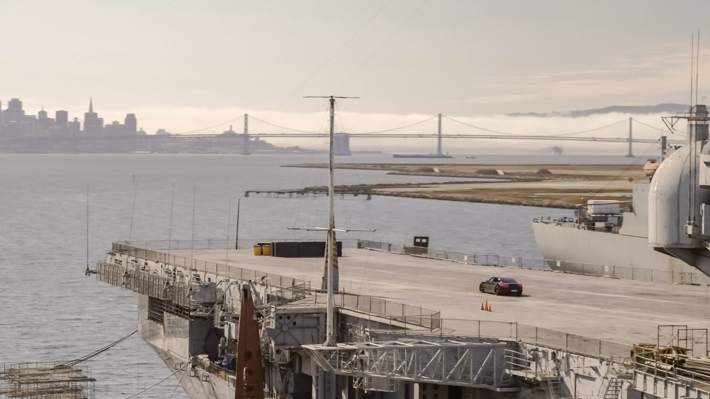 2020 Porsche Taycan - 0-90-0 mph stunt on USS Hornet aircraft carrier 2020 Porsche Taycan - 0-90-0 mph stunt on USS Hornet aircraft carrier