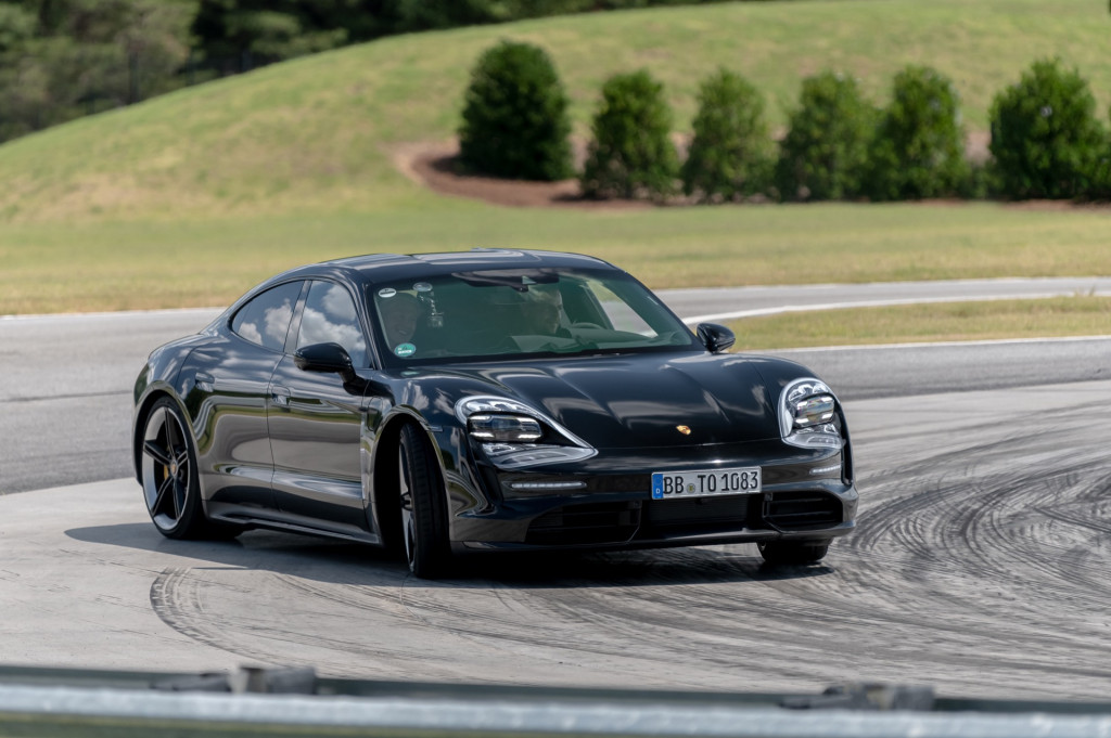2020 Porsche Taycan preview 2020 Porsche Taycan preview