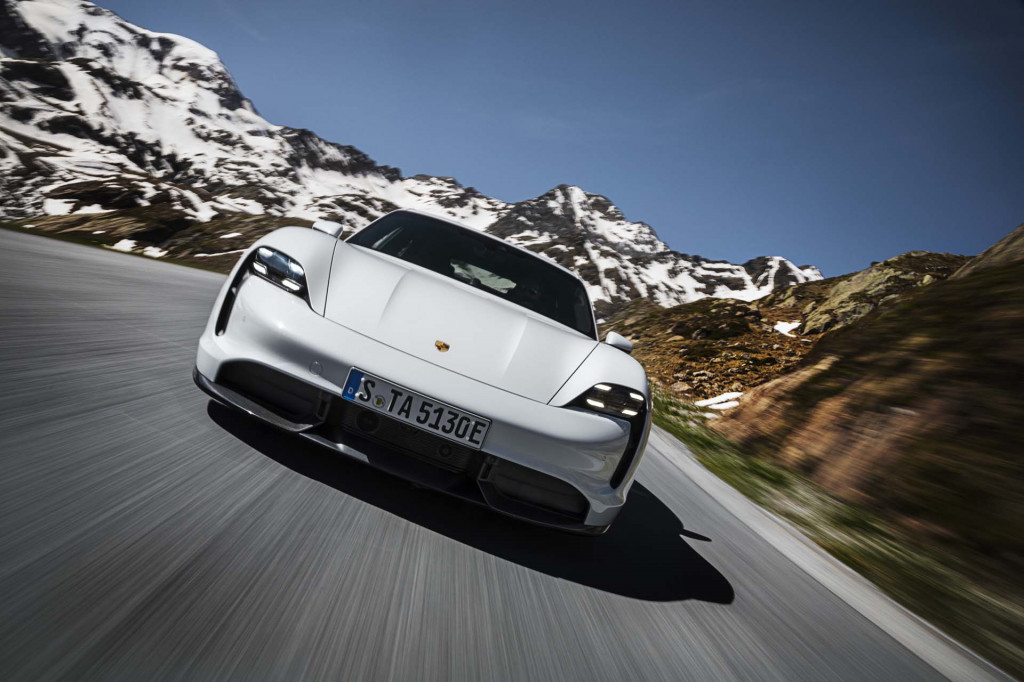 2020 Porsche Taycan 2020 Porsche Taycan