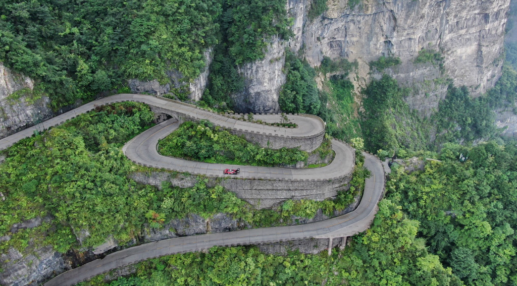VW ID R Heaven's Gate VW ID R Heaven's Gate