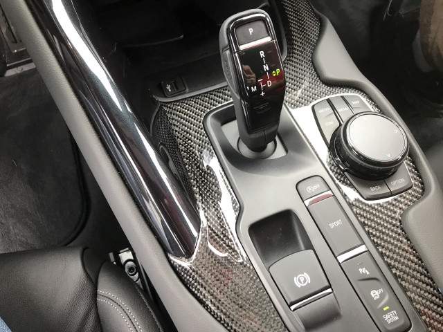 2020 Toyota Supra GR 3.0 Premium console