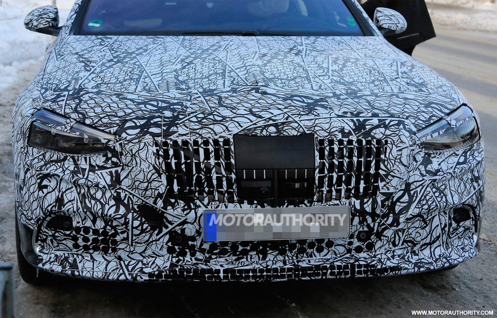 2021 Mercedes-Maybach S-Class spy shots - Photo credit: S. Baldauf/SB-Medien 2021 Mercedes-Maybach S-Class spy shots - Photo credit: S. Baldauf/SB-Medien