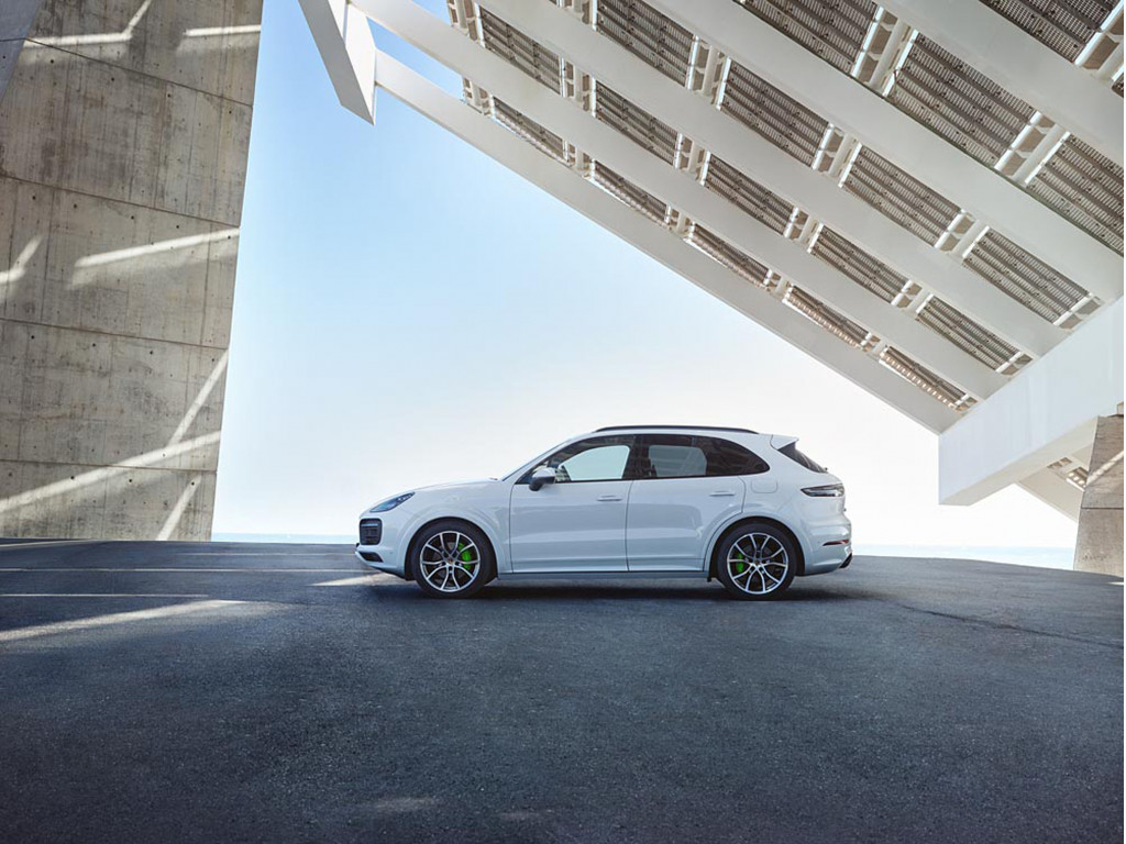 2019 Porsche Cayenne E-Hybrid 2019 Porsche Cayenne E-Hybrid