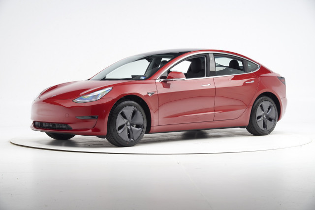 2019 Tesla Model 3 - IIHS small overlap frontal crash test