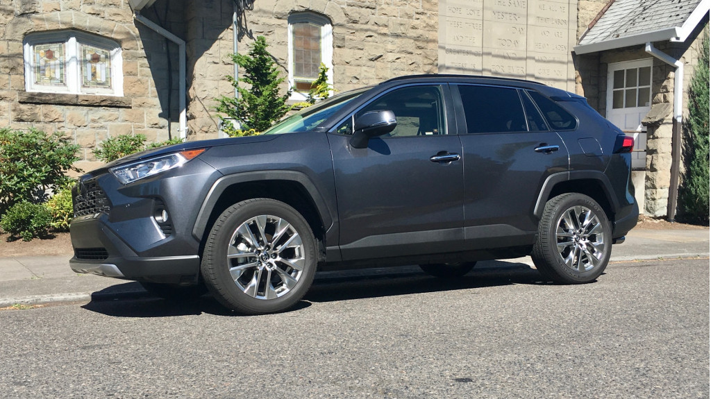 2019 Toyota RAV4 XLE 4WD - Portland, OR - July 2019