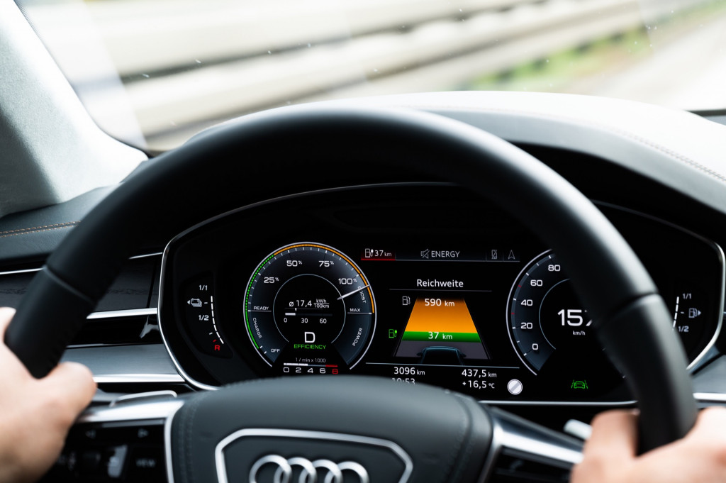 2020 Audi A8 plug-in hybrid (Euro spec) 2020 Audi A8 plug-in hybrid (Euro spec)
